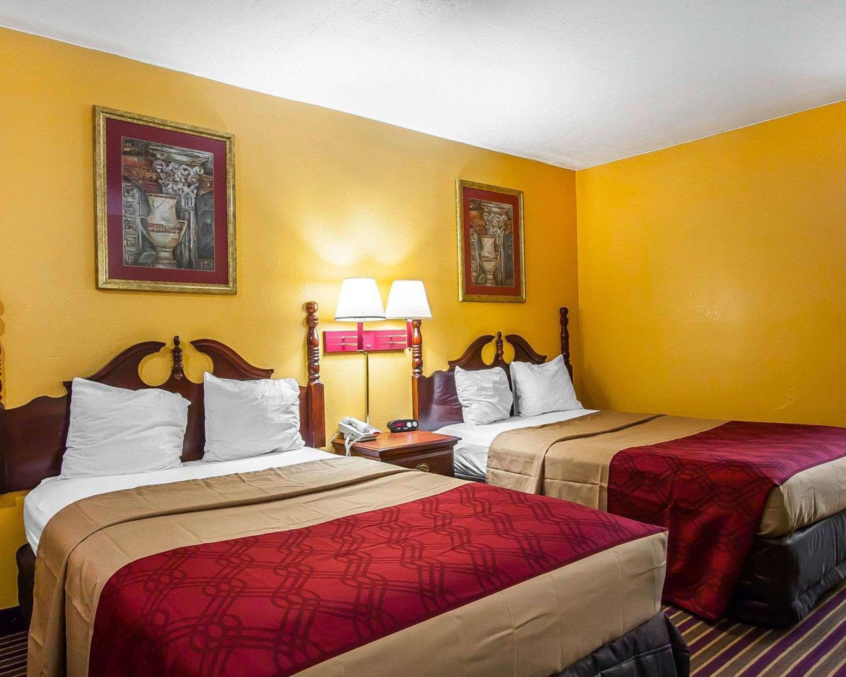 Econo Lodge Dyersburg Exterior photo
