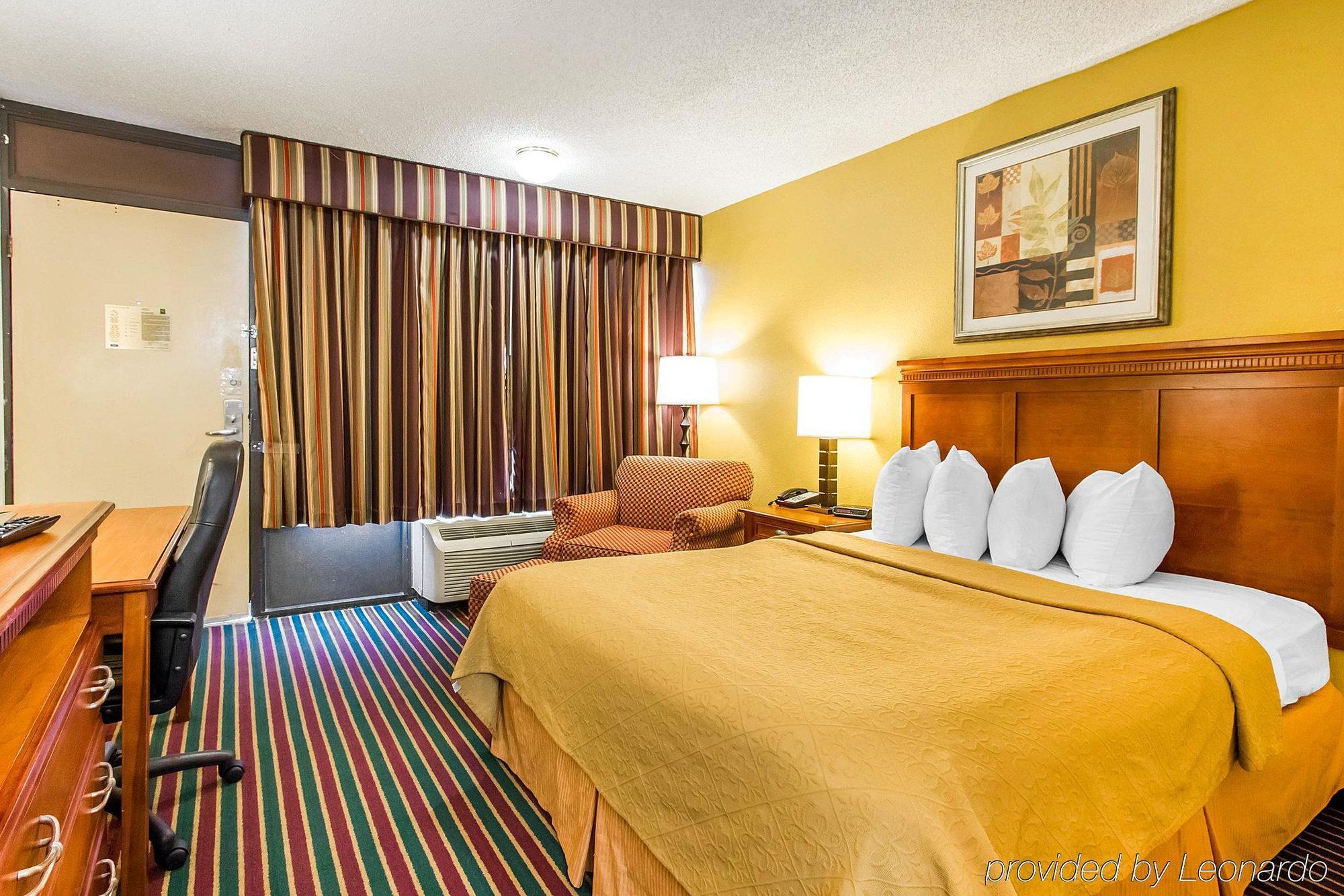 Econo Lodge Dyersburg Exterior photo